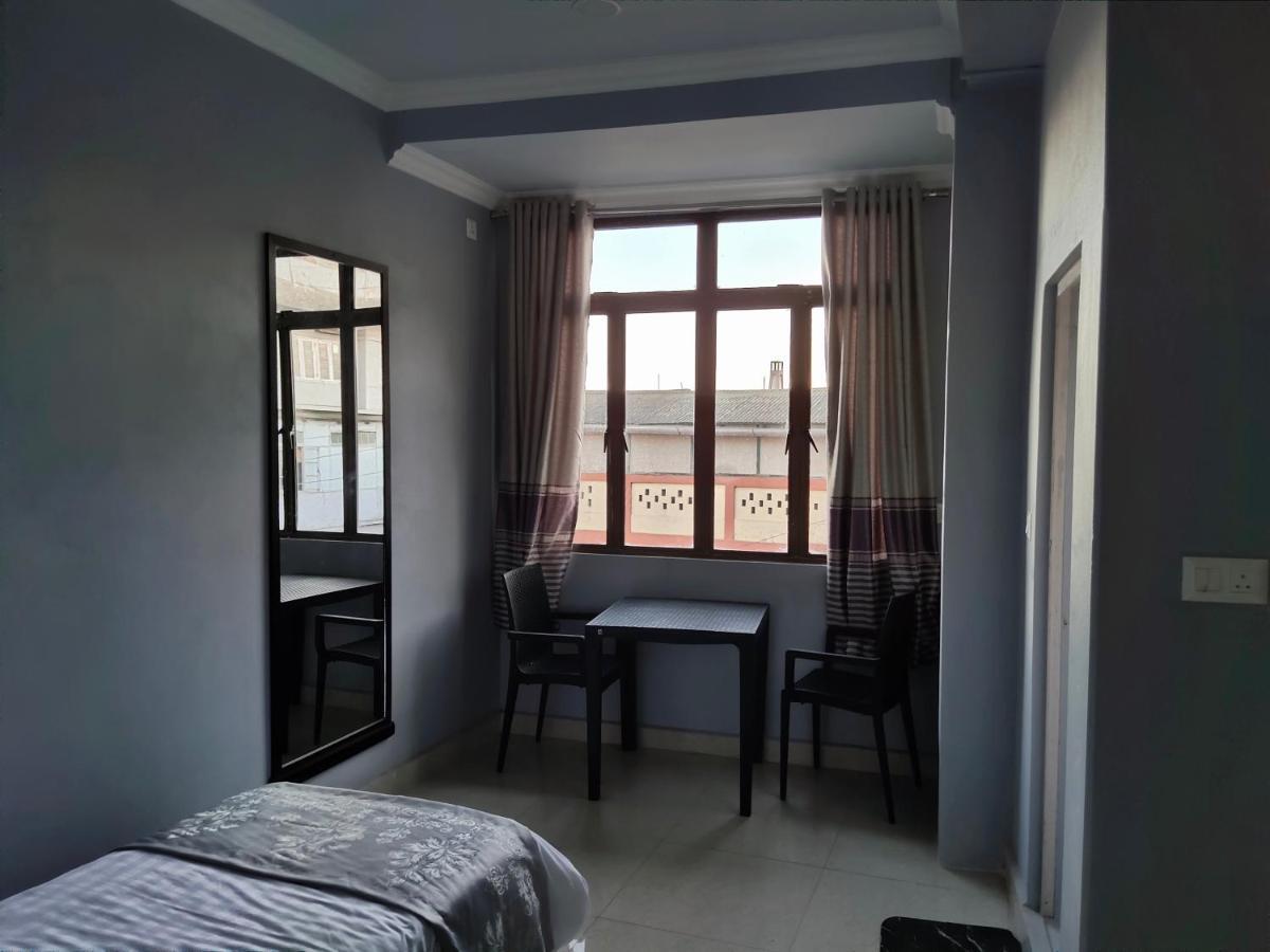 Āīzawl The 1998 Homestay מראה חיצוני תמונה